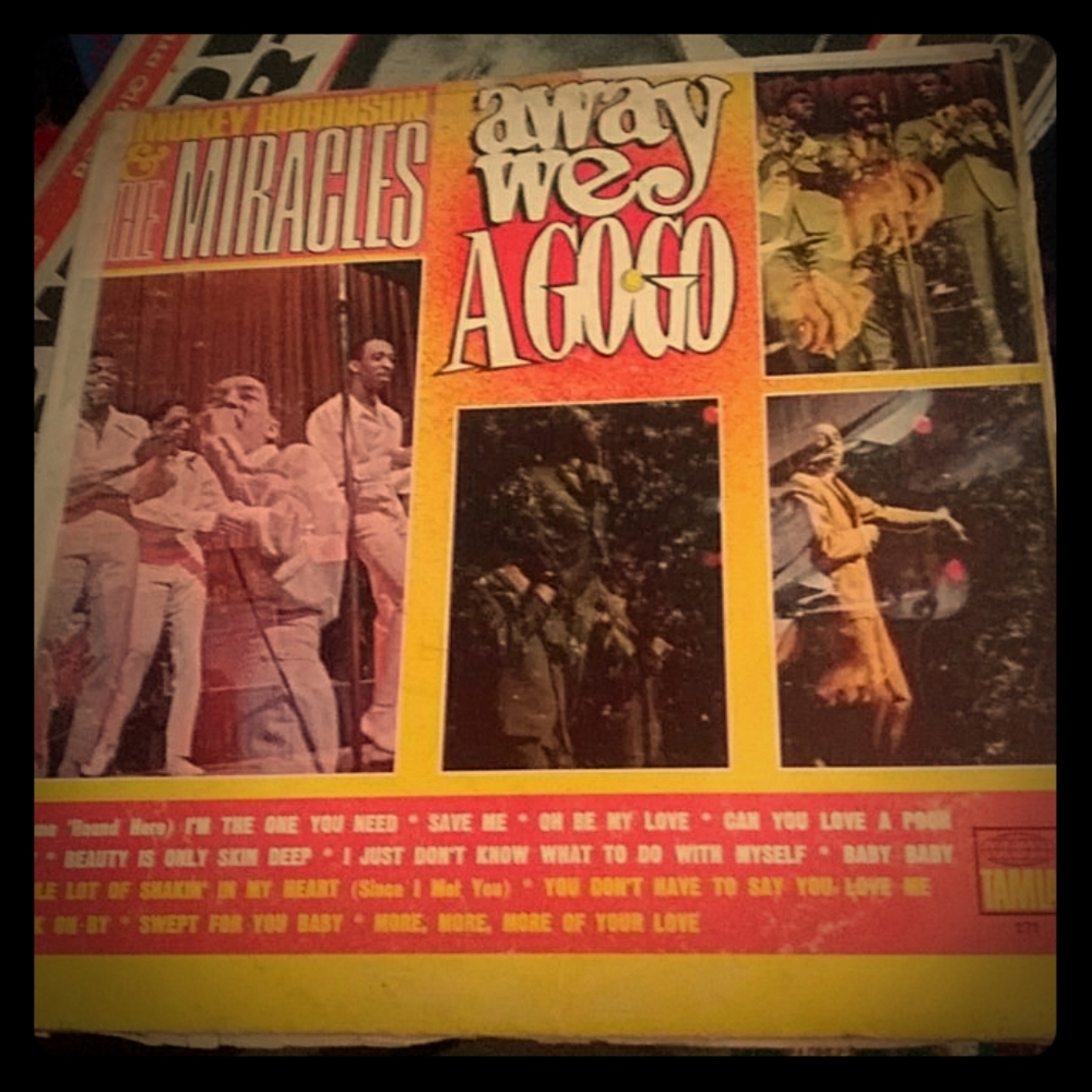 SMOKEY ROBINSON & THE MIRACLES AWAY WE AGOGO